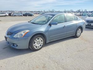 Nissan Altima BASE 2.5L 4 2010