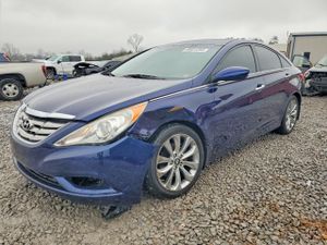 Hyundai Sonata SE 2.4L 4 2013