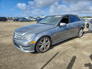 Mercedes-Benz C 250 1.8L 4 2012