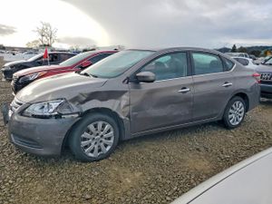 Nissan Sentra S 1.8L 4 2015