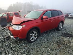 Mitsubishi Outlander SE 2.4L 4 2015