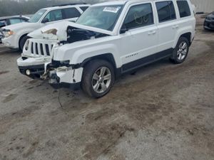 Jeep Patriot LATITUDE 2.4L 4 2014