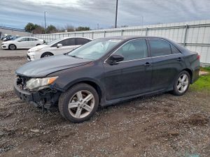 Toyota Camry L 2.5L 4 2014