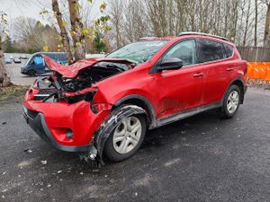 Toyota Rav4 LE 2.5L 4 2014