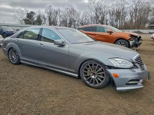 Mercedes-Benz S 550 4MATIC 5.5L 8 2010