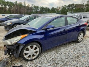 Hyundai Elantra GLS 1.8L 4 2013