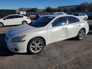 Nissan Maxima S 3.5L 6 2014