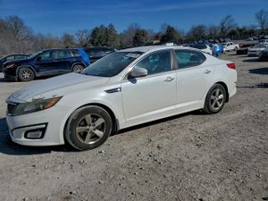 Kia Optima LX 2.4L 4 2015