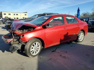 Toyota Corolla BASE 1.8L 4 2010