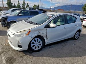 Toyota Prius 1.5L 4 2014