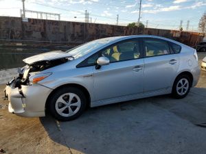 Toyota Prius 1.8L 4 2015