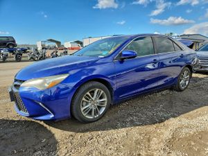 Toyota Camry LE 2.5L 4 2015