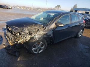 Ford Focus SE 2.0L 4 2014