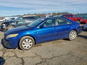 Toyota Camry BASE 2.5L 4 2011