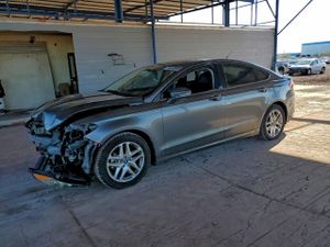 Ford Fusion SE 1.6L 4 2013