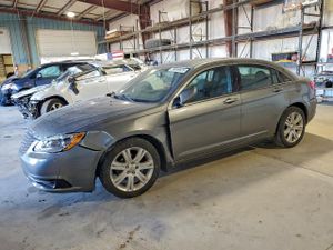 Chrysler 200 TOURING 2.4L 4 2012