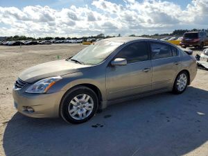 Nissan Altima BASE 2.5L 4 2012