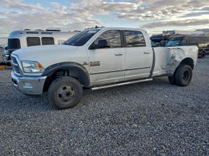 RAM 3500 SLT 6.7L 6 2015