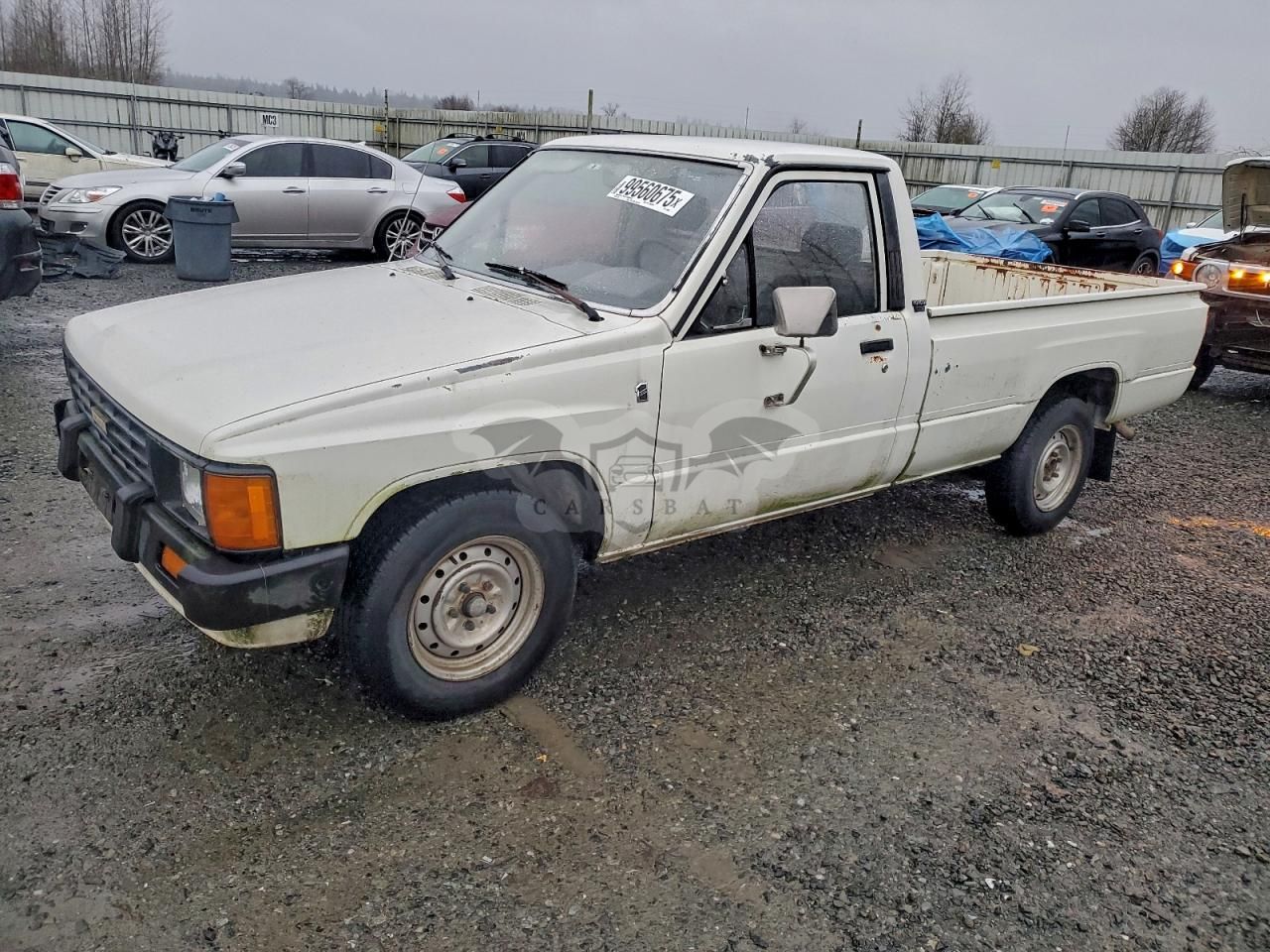 Toyota Hilux 1 TON LONG BED RN55 2.4L 4 1985