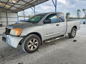 Nissan Titan XE 5.6L 8 2009