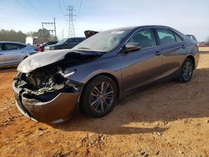 Toyota Camry LE 2.5L 4 2015