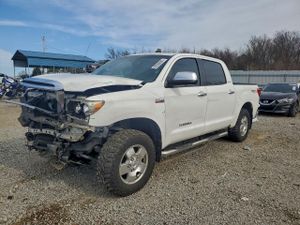 Toyota Tundra CREWMAX LIMITED 5.7L 8 2013