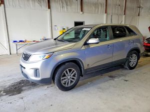 Kia Sorento LX 2.4L 4 2015