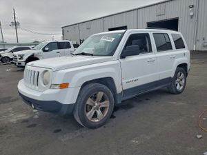 Jeep Patriot LATITUDE 2.4L 4 2014