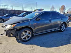 Toyota Camry L 2.5L 4 2013
