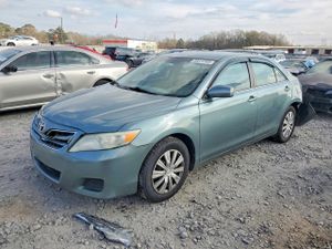 Toyota Camry BASE 2.5L 4 2010