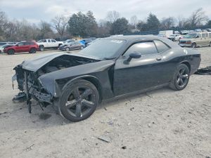 Dodge Challenger SXT 3.6L 6 2013