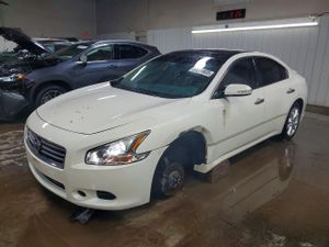 Nissan Maxima S 3.5L 6 2012