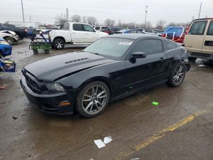 Ford Mustang GT 5.0L 8 2014