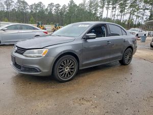 Volkswagen Jetta SE 2.5L 5 2013