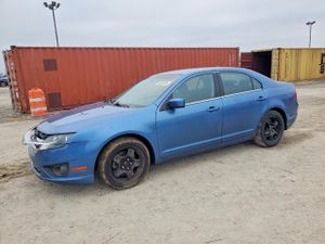 Ford Fusion SE 2.5L 4 2010
