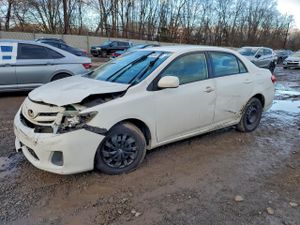 Toyota Corolla BASE 1.8L 4 2011