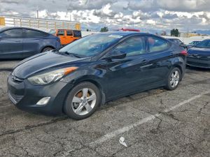 Hyundai Elantra GLS 1.8L 4 2013