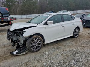 Nissan Sentra S 1.8L 4 2015