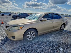 Toyota Camry BASE 2.5L 4 2011