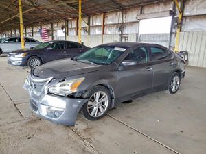 Nissan Altima 2.5 2.5L 4 2015