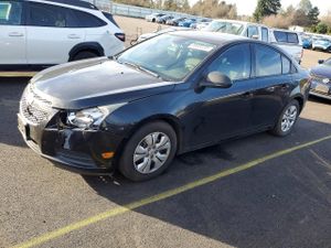 Chevrolet Cruze LS 1.8L 4 2013