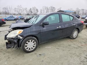 Nissan Versa S 1.6L 4 2014