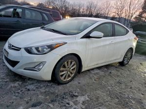 Hyundai Elantra SE 1.8L 4 2015