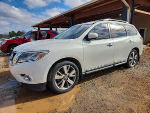 Nissan Pathfinder S 3.5L 6 2014