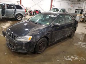 Volkswagen Jetta BASE 2.0L 4 2013