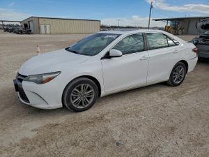Toyota Camry LE 2.5L 4 2015