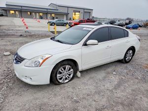 Nissan Altima BASE 2.5L 4 2012