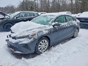 Kia Cerato / Forte / K3 GT LINE 2 L 4 2023