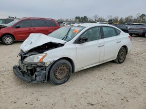 Nissan Sentra S 1.8L 4 2015