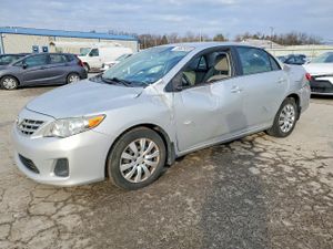 Toyota Corolla BASE 1.8L 4 2013